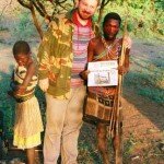 JF z wodzem plemienia buszmenów w Tanzanii